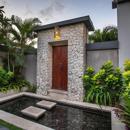 Villa Nadya 塞米亚克 外观 照片