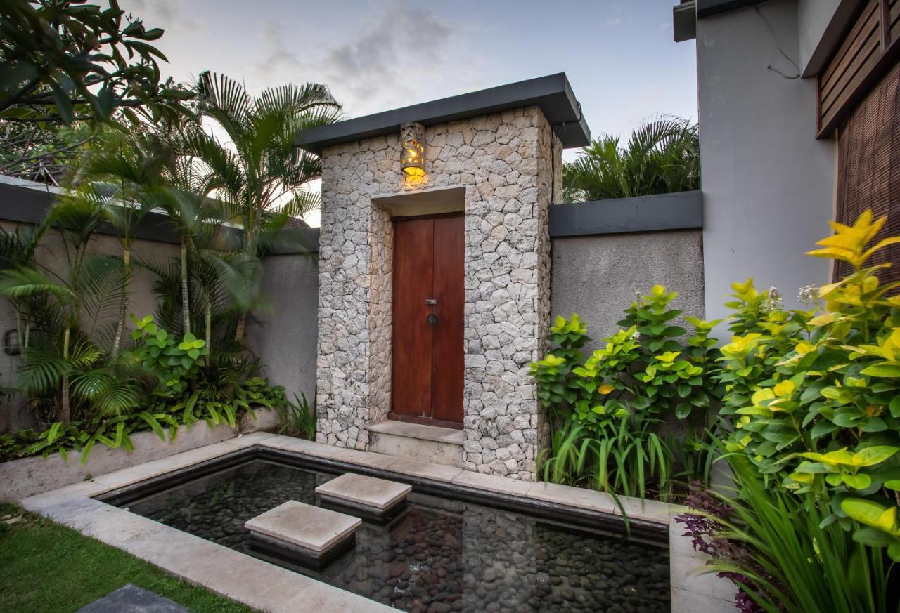 Villa Nadya 塞米亚克 外观 照片